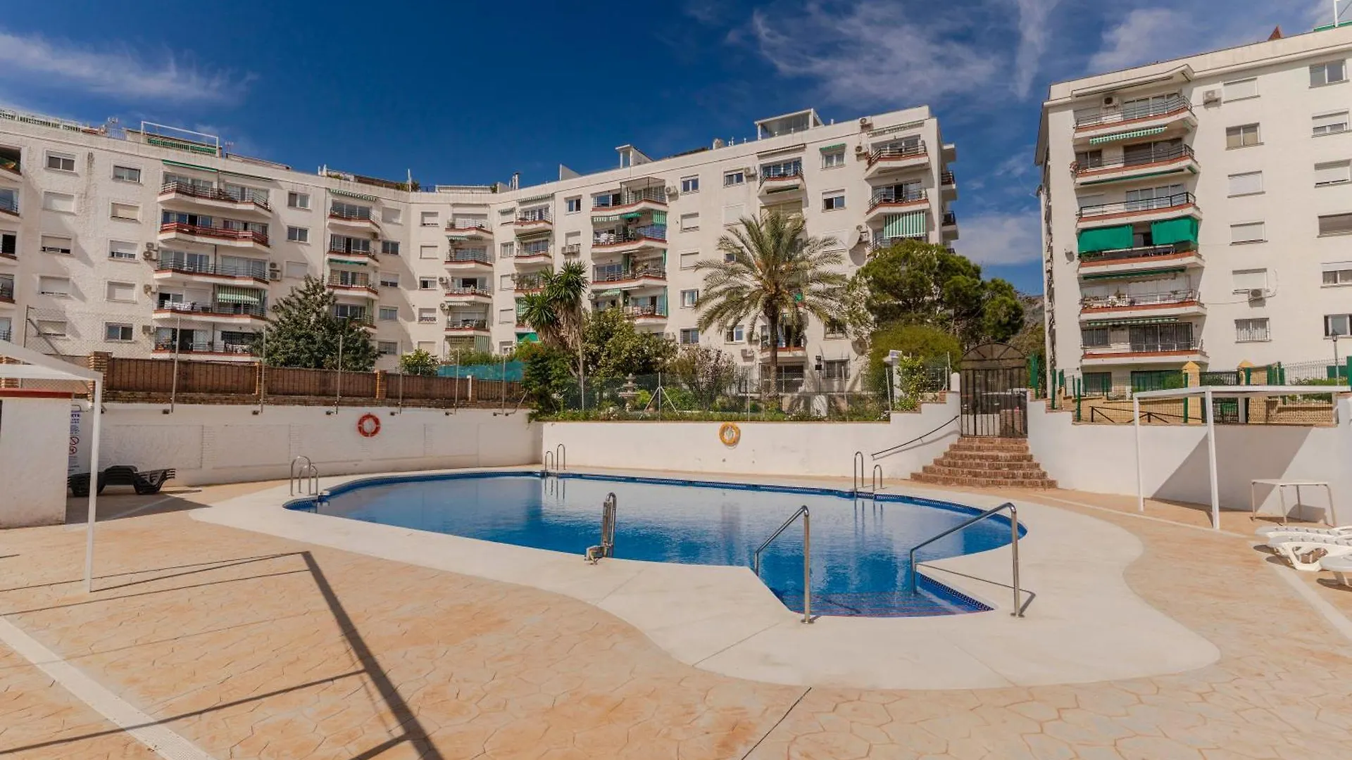 Lägenhet Rentitspain Pequeno Paraiso Confort Y Piscina Torremolinos Spanien