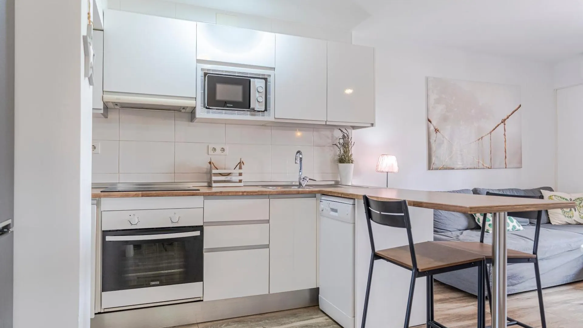 Rentitspain Pequeno Paraiso Confort Y Piscina Torremolinos Appartamento
